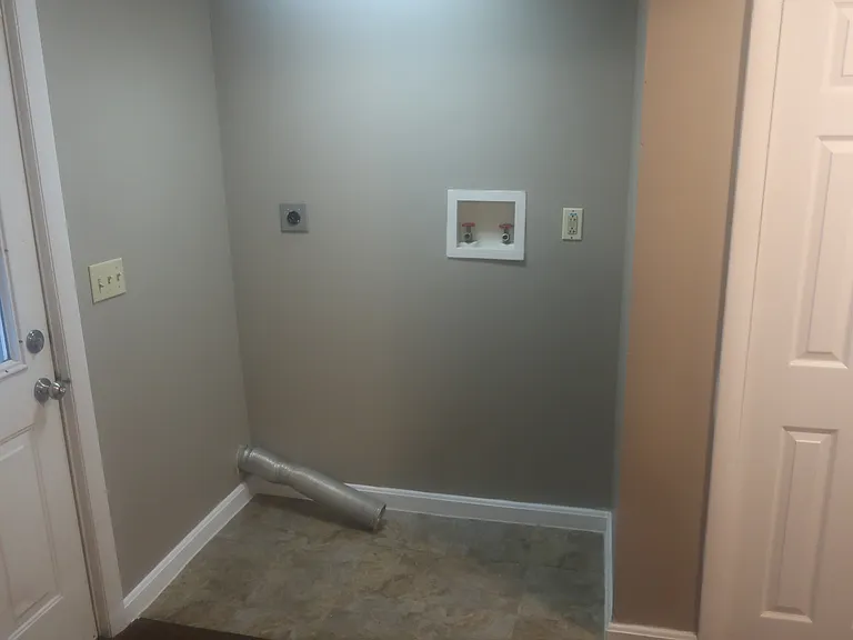 285 Essex St #1 — Photo 11