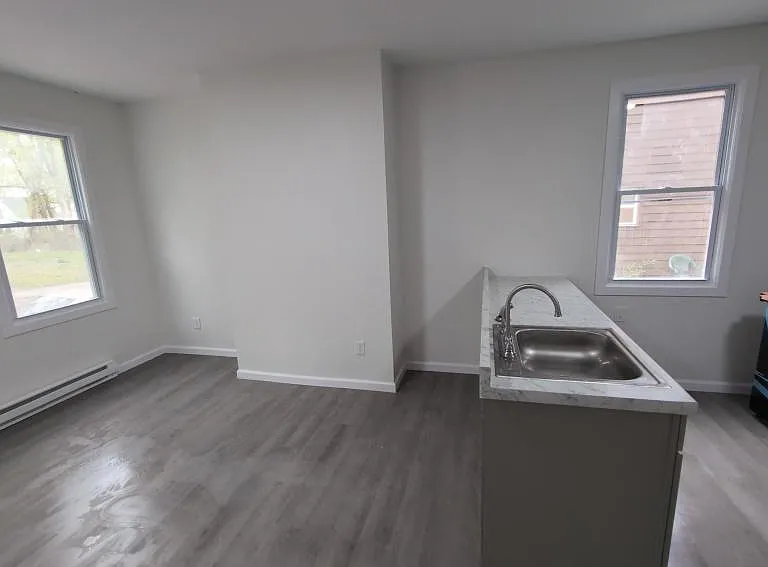 292 1st St #1 — Photo 6