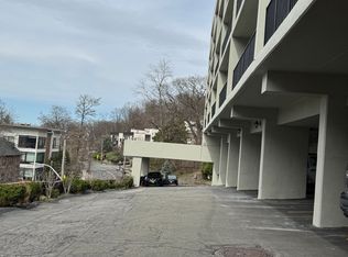 1120 Warburton Ave #2G, Yonkers, NY 10701