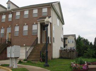 21142 Angela Sq, Sterling, VA 20166