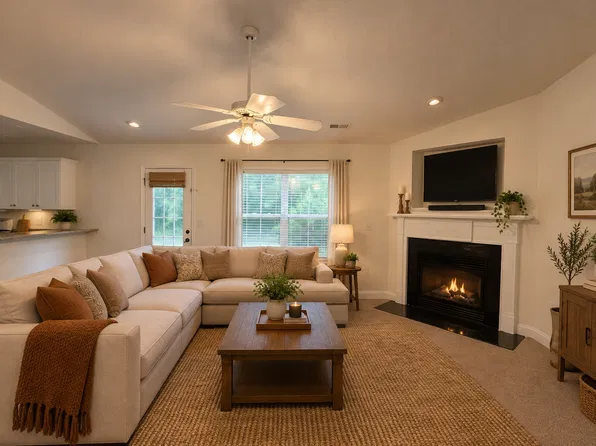 129 S Palm Dr, Winnabow, NC 28479