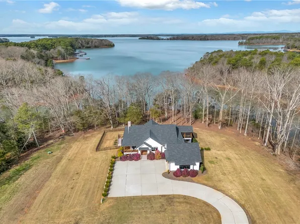 110 Grand Slam Dr, Anderson, SC 29626