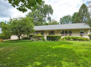 26 Fort Amherst Rd, Queensbury, NY 12804