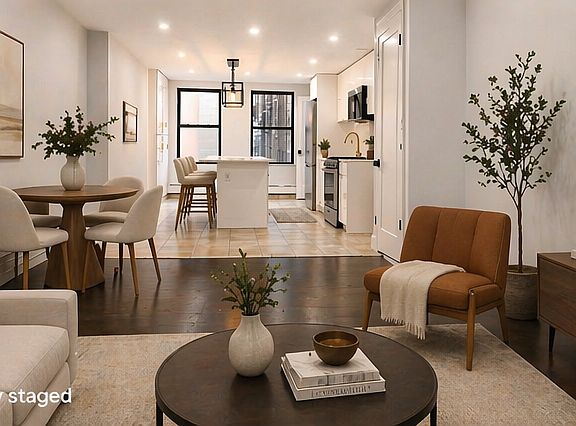 4th image of 352 W 39th St APT 3