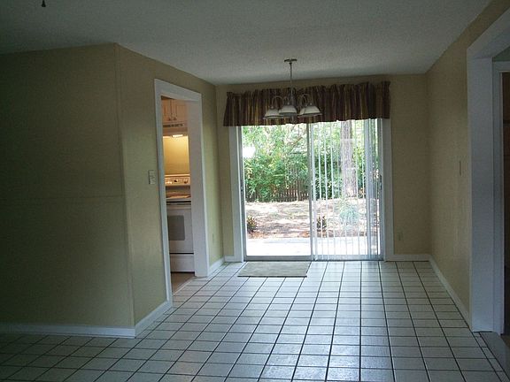 2nd image of 1048 Jadewood Ave