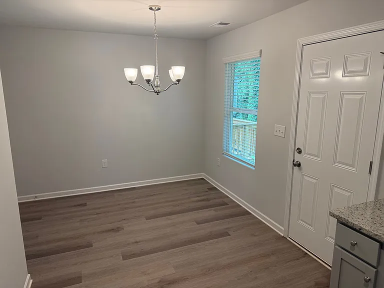 7254 Crestside Dr — Photo 7