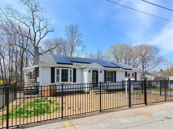 12 Dale St, Spencer, MA 01562