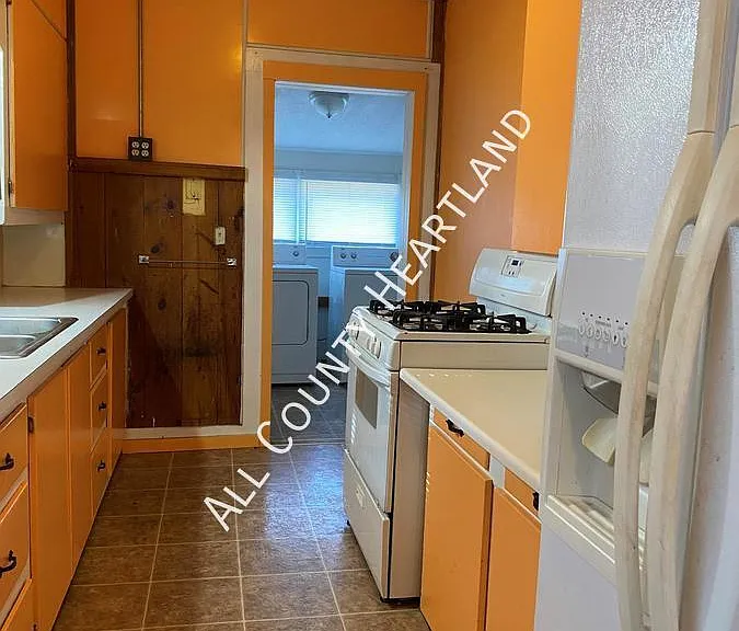 219 W Kenworthy St — Photo 21