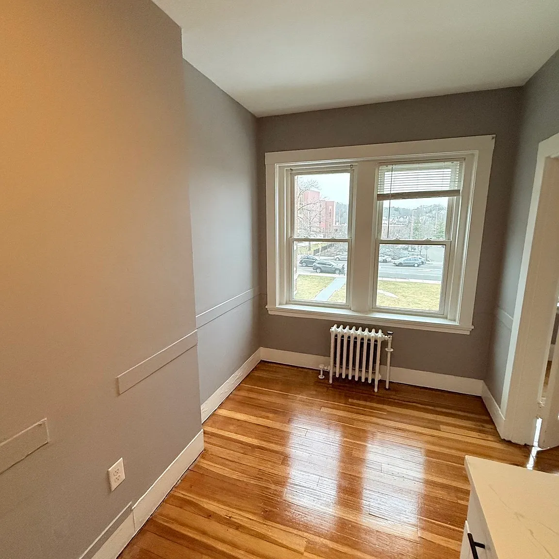 2 bed, 1100 sqft, $2,700 — Photo 3