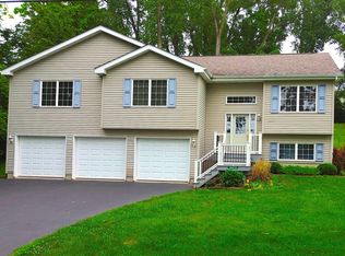 38815 N Broadway Ave, Antioch, IL 60002