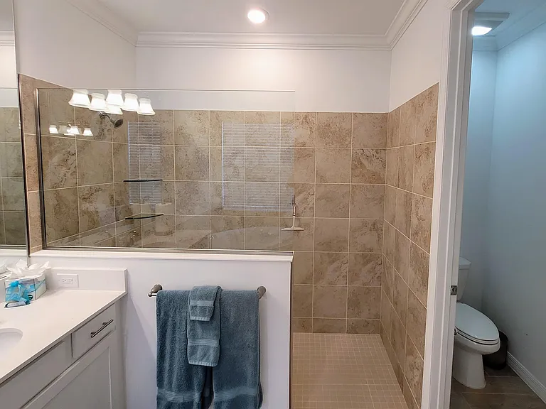 5909 Berwick Ln — Photo 10