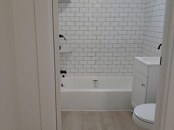 5th image of 1131 Valencia St #1131