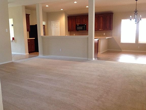 5th image of 878 Cape Coral Ct