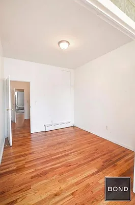 Rented by Bond New York | media 35