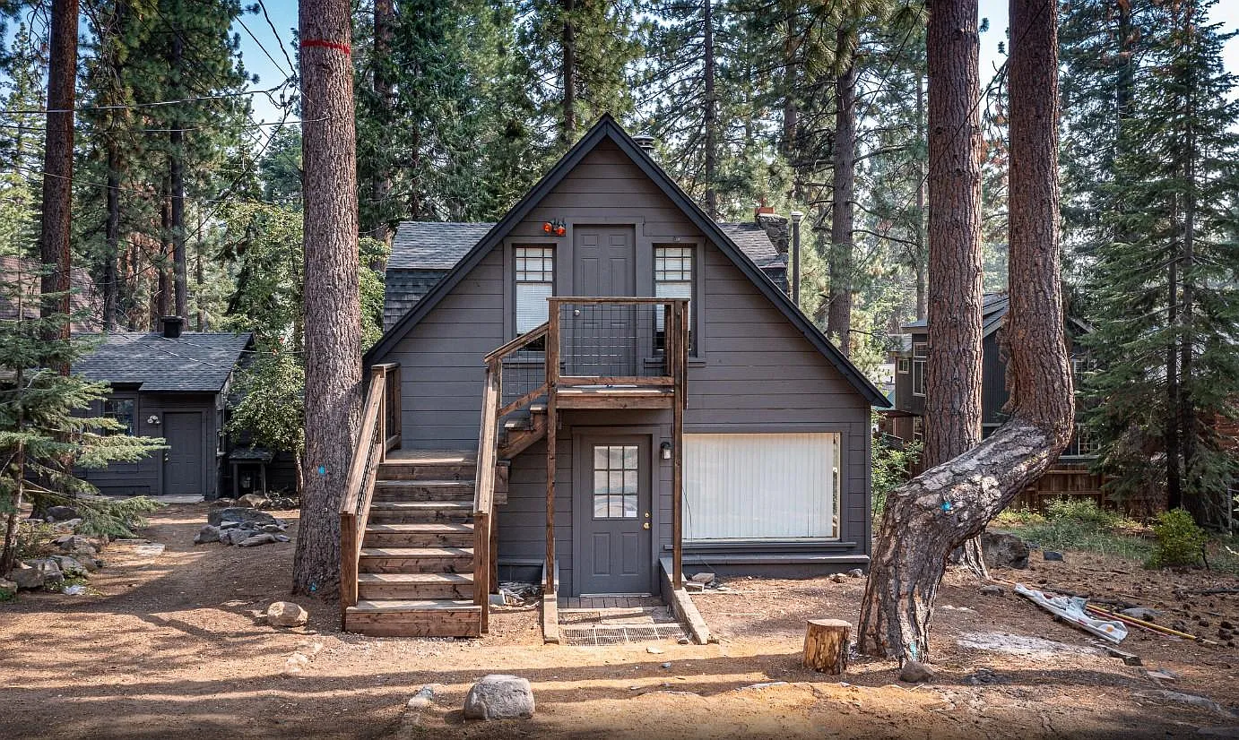 1 bed, 1000 sqft, $1,750 — Photo 1