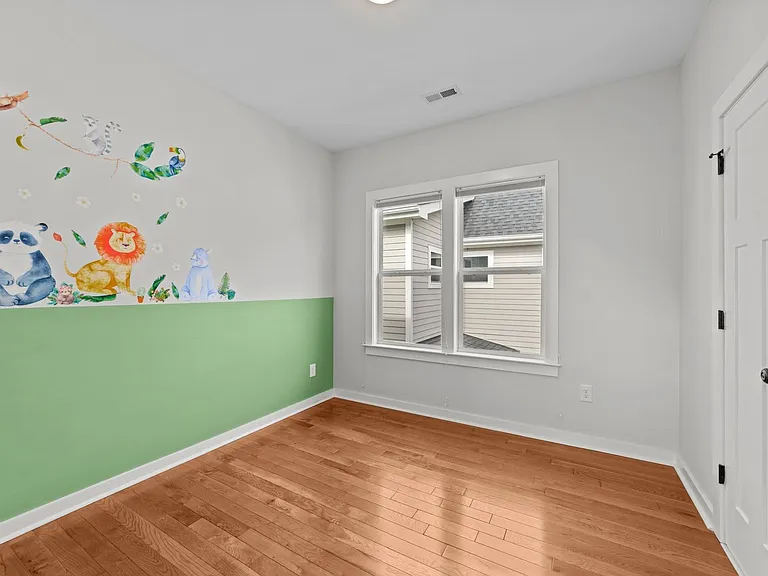 536 E Lenoir St — Photo 20