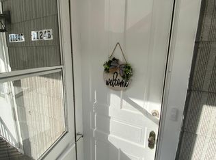 1124 S 7th St #B, Manitowoc, WI 54220