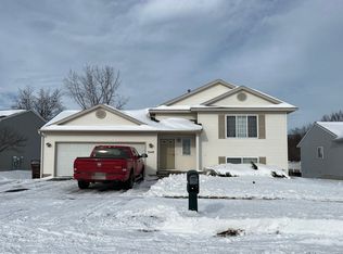 349 Prairie Run Dr NE, Cedar Springs, MI 49319