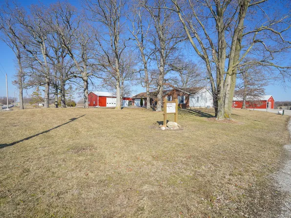 8957 S 300 E, Brookston, IN 47923