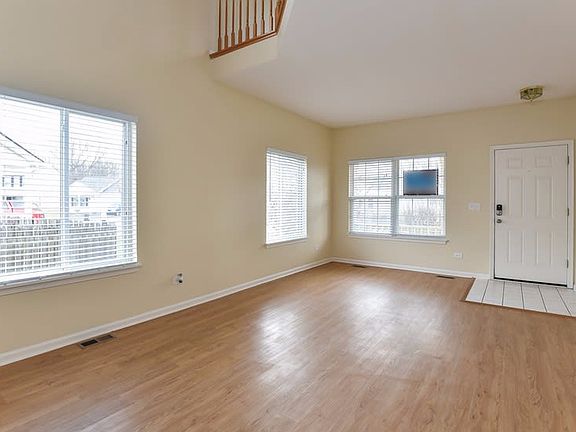 2nd image of 2811 Sun Valley Dr
