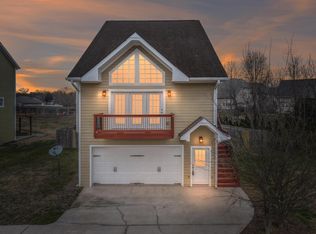 8297 Biggs Rd, Ooltewah, TN 37363