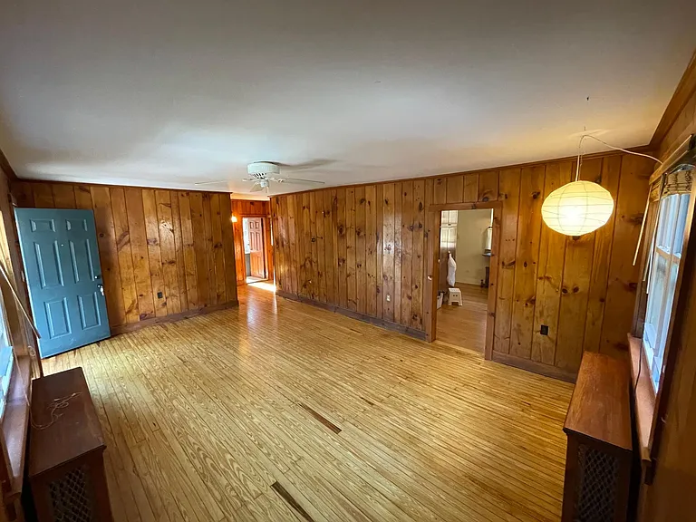 135 Sholam Rd — Photo 5