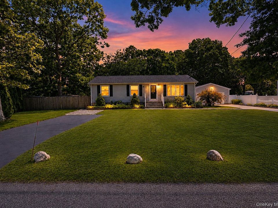 1st image of 65 Winston Drive