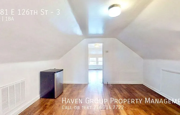 2681 E 126th St #3 — Photo 6