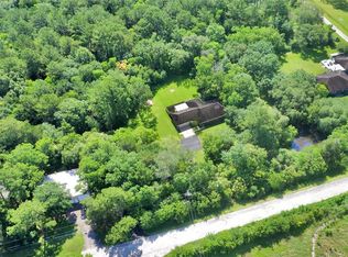 114 Avenue J, Dickinson, TX 77539