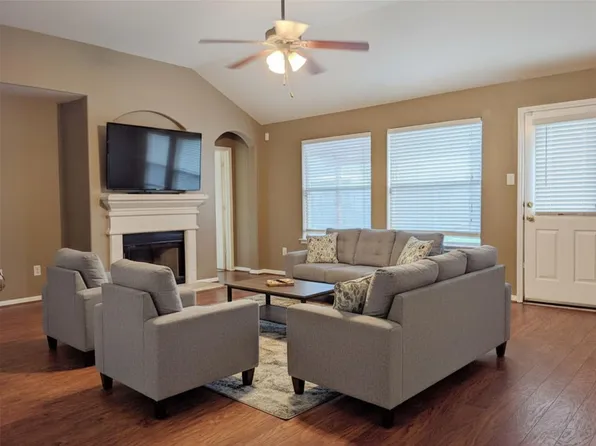 3018 Rancher Hollow Ct, Manvel, TX 77578