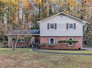 3826 Green Bay Dr, Lawrenceville, GA 30044