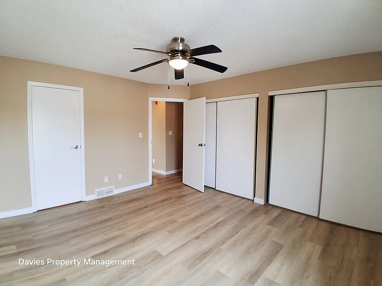 636 Saddleback Rd NW — Photo 11