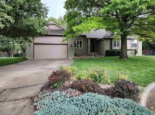 12411 W Ridgepoint Ct, Wichita, KS 67235