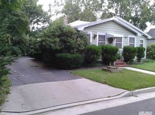 11 Wyckoff Ave, Port Jefferson Station, NY 11776