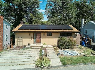 805 Basil Rd, Charleston, WV 25314