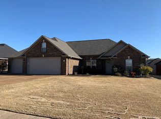 340 Vista Dr, Medina, TN 38355