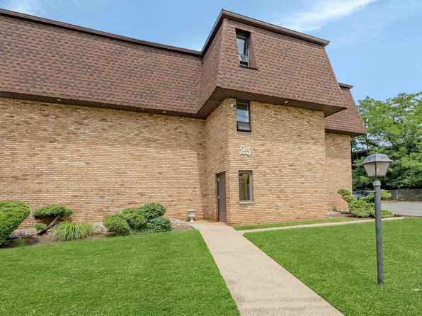 25 Market St #C7, Saddle Brook, NJ 07663
