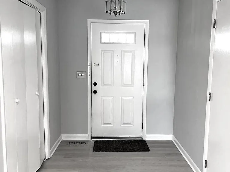 258 Riverside Rd — Photo 4