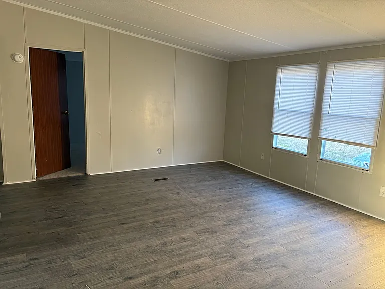 100 Tadpole Ln — Photo 4