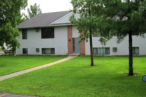 753 Helen St Photo 1