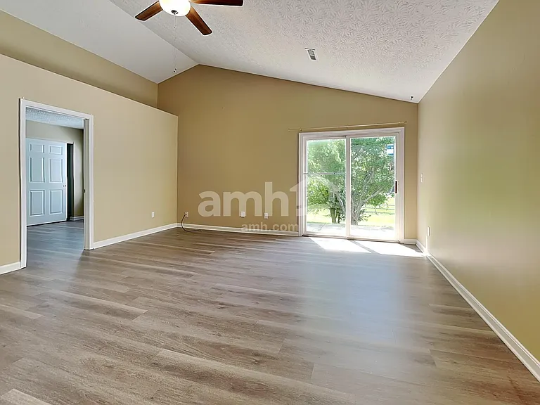7783 Haverhill Ln — Photo 6