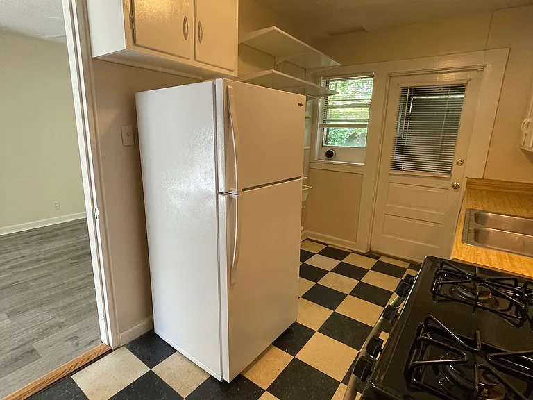 1623 Valley Ave — Photo 26
