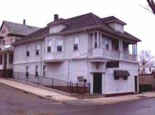 82 Ledge St, Providence, RI 02908