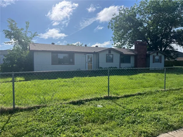 3125 N Jefferson St, Springdale, AR 72764