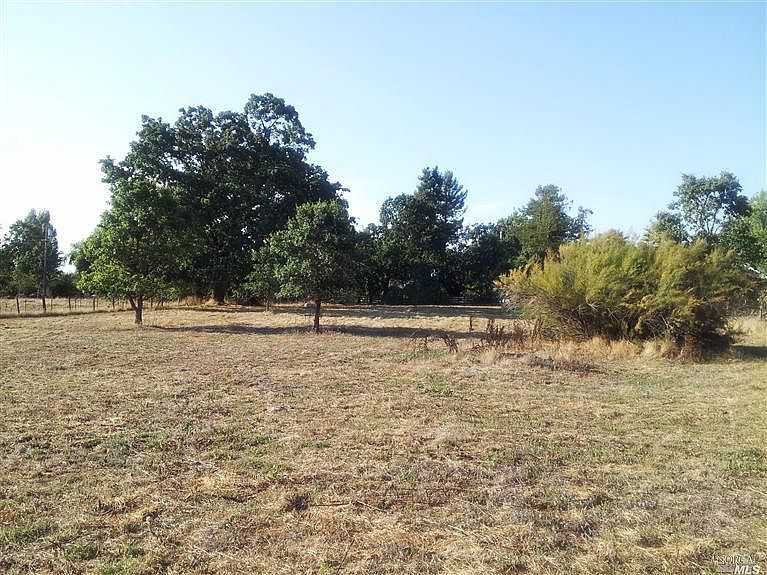 2nd image of 4032 Madera Ave
