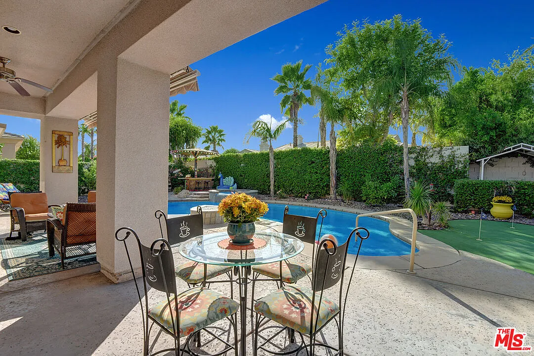 4 bed, 3.0 bath, 2672 sqft, $4,350 — Photo 3