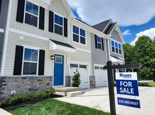 1233 Cedar Ridge Dr, Kent, OH 44240