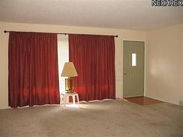 2nd image of 4693 Summer Ln