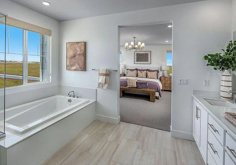 1550 Swain Dr — Photo 4