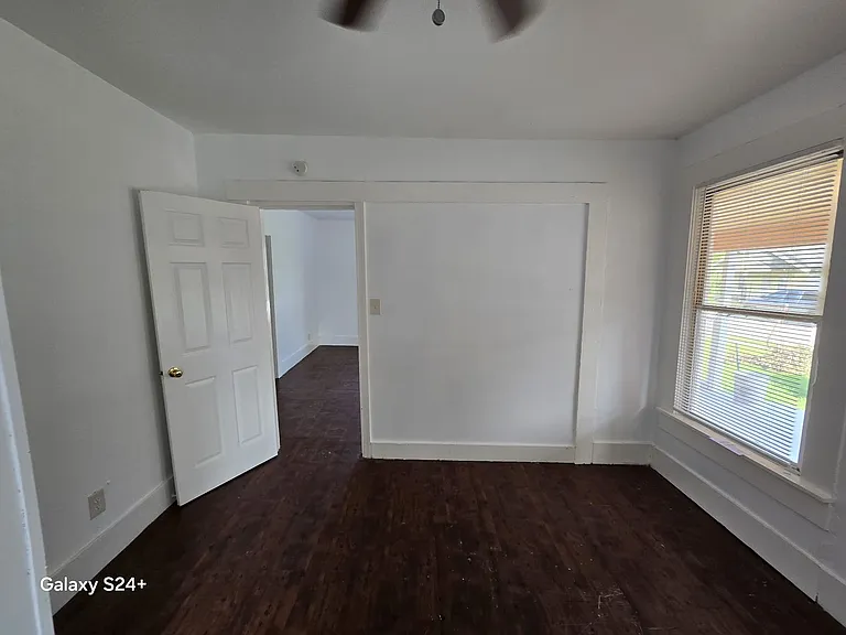 755 Doucette Ave — Photo 5